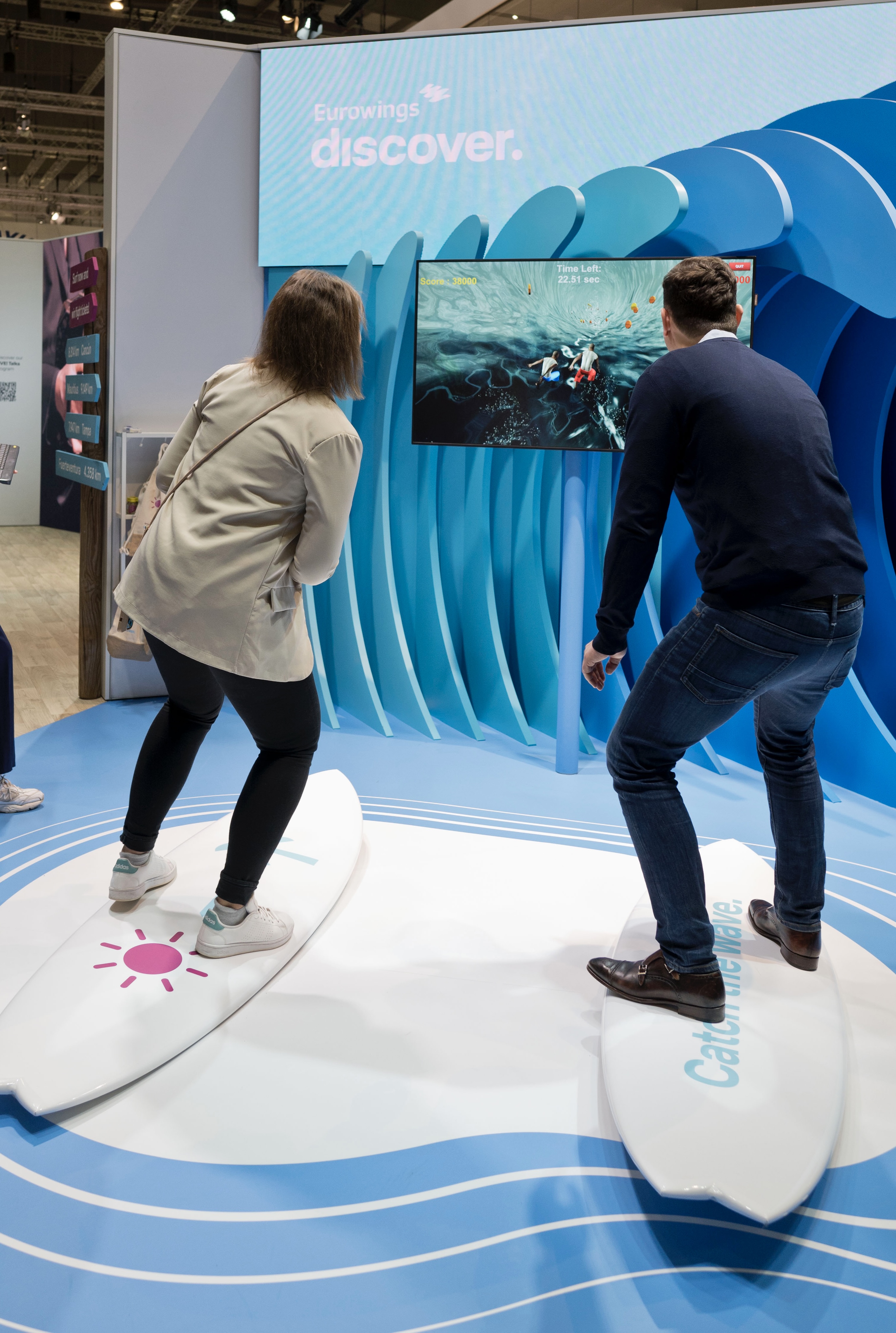 Wettsurfen auf der Welle Wettsurfen auf der Welle